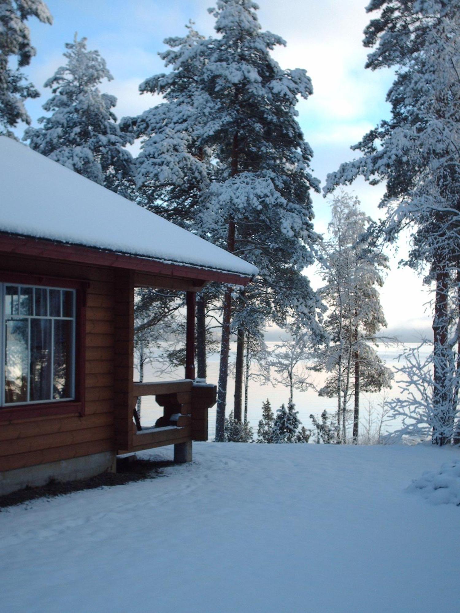 Loikansaari Lomamoekit Holiday Cottages Kallislahti ภายนอก รูปภาพ